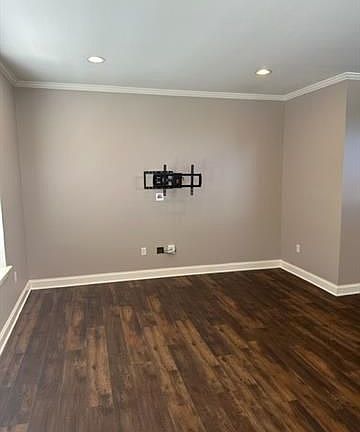 5th image of 102 Beta St APT A