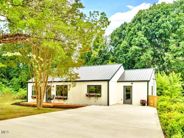 4170 Skyland Dr, Kingsport, TN 37664