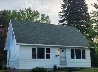 2136 E 40th St, Erie, PA 16510