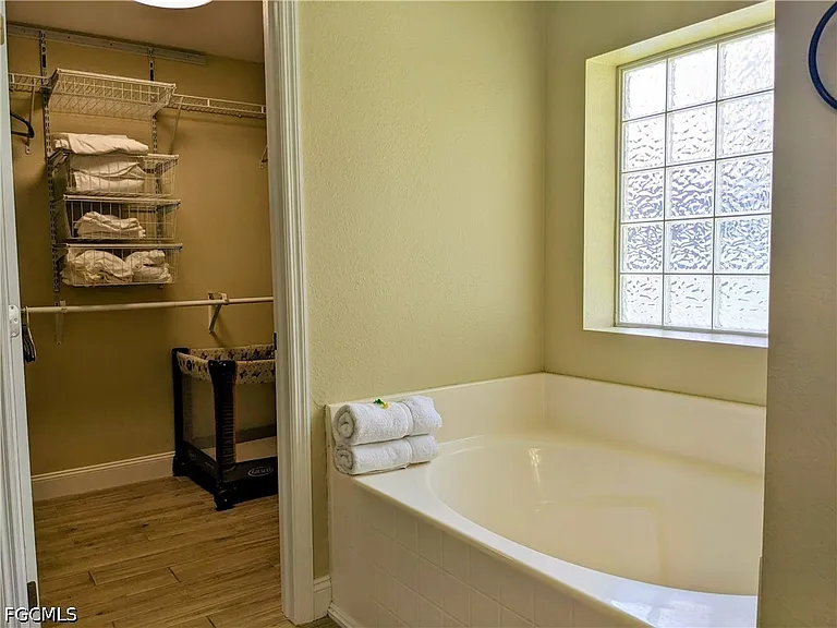 3729 Agualinda Blvd — Photo 19