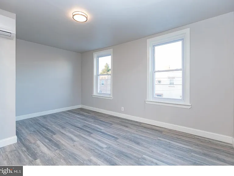 2434 E Dauphin St #3F — Photo 14