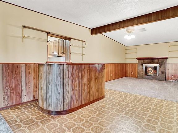 2nd image of 9239 Waverly Dr