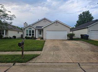 5072 Danielle Dr, Saint Charles, MO
