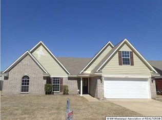 2284 Pappy Cv, Horn Lake, MS 38637