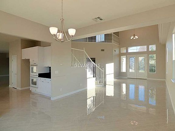 4th image of 6221 Peggotty Ave