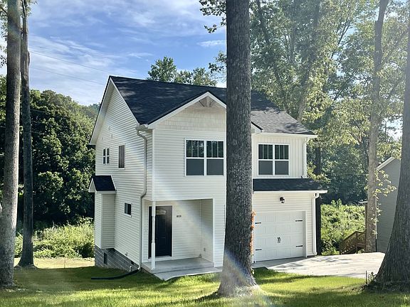 2nd image of 2015 Rosemary Dr Lot 1
