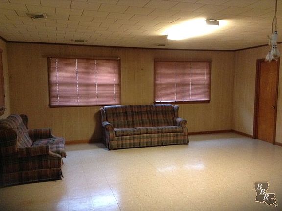 2nd image of 207 Carolyn Ave