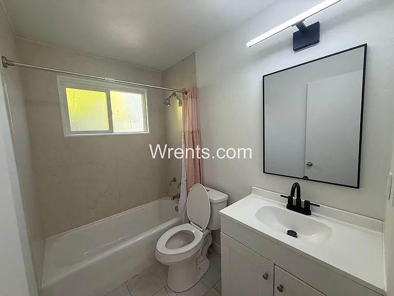 571 E Fairview Ave — Photo 7