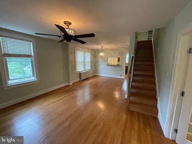 5 bed, 3.5 bath, 2312 sqft, $3,950 — Photo 3
