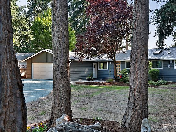2nd image of 2776 Sun Vista Circle