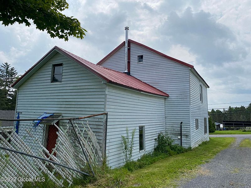 5th image of 1609 Charlotte Valley Road