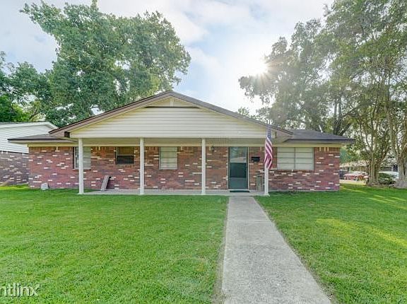 2nd image of 4202 Glacier Ln