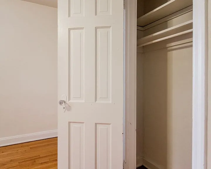 (204) 7339 Dartmouth Ave — Photo 26