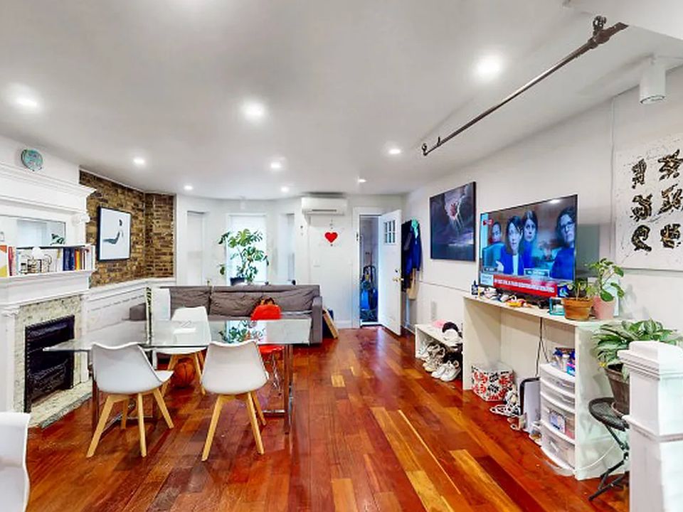 1st image of 852 Park Pl #1