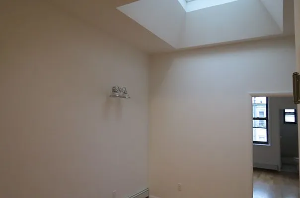 Rented by TheRealEstateCompany.com LLC | media 28
