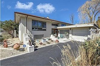 1st image of 48 Elaine Dr