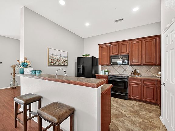5th image of 7116 Granger Ridge Ln