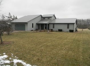 8275 Weitz Rd, Celina, OH 45822