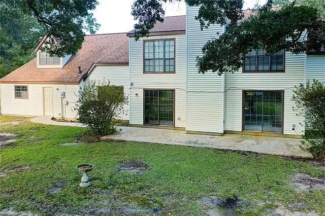 Building Photo - 1382 Bristol Ct