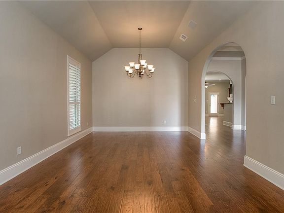 4th image of 6420 Fershaw Pl