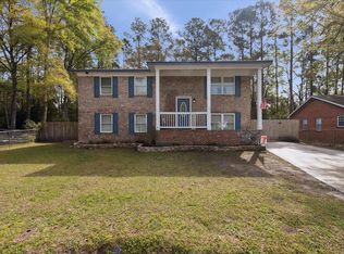 634 Parker Dr, Hinesville, GA 31313