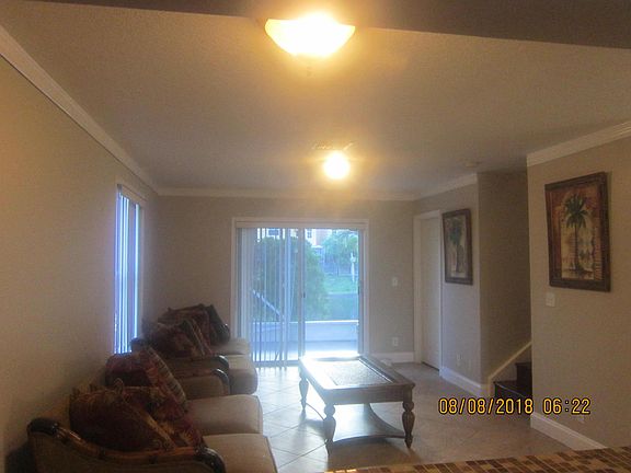 4th image of 123 Pheasant Run Blvd