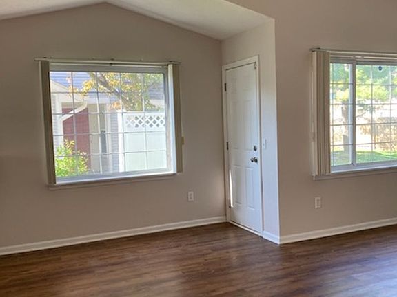 4th image of 8446 Viburnum Ct