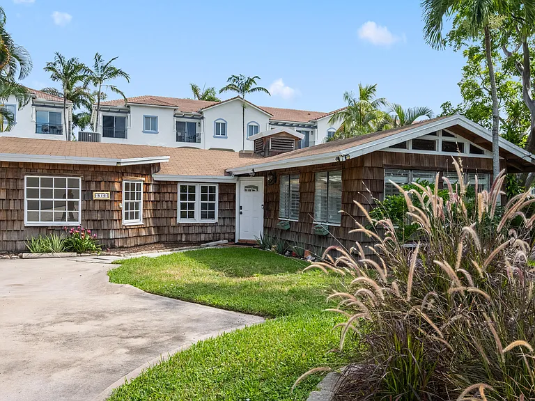 816 Chukker Rd — Photo 28