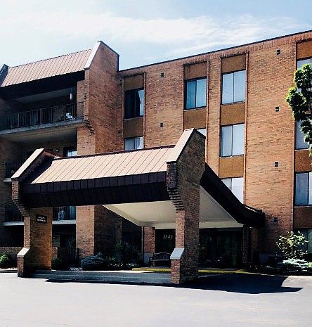 1st image of 3543 Amberacres Dr Unit 407W