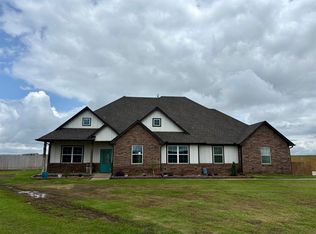 3544 Meadowbrook Dr, Enid, OK 73703