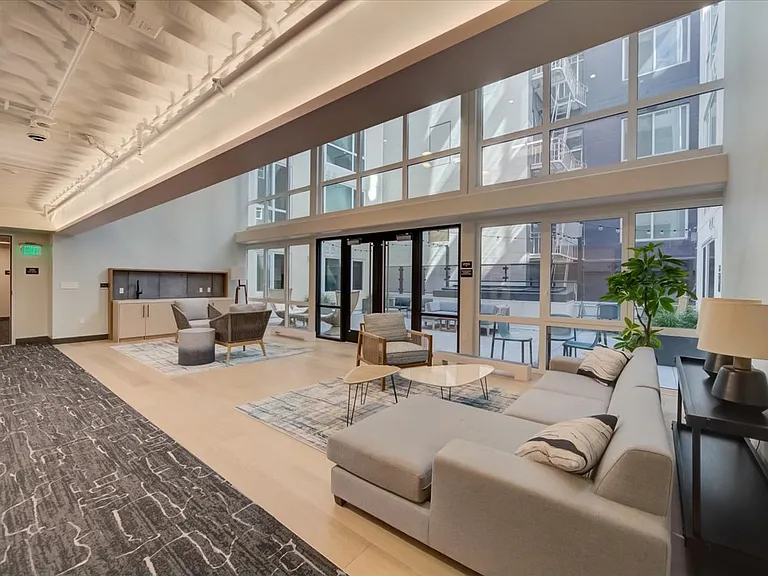 TL Residences — Photo 33