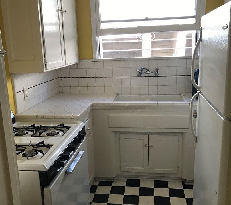 1st image of 807 Alandele Ave APT 2