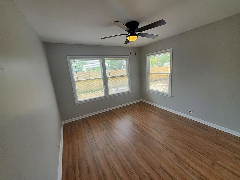 654 Santa Monica St — Photo 18
