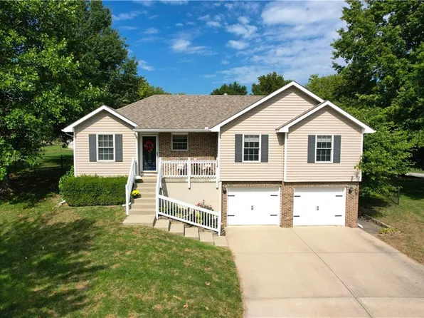 1724 Aspen Ln, Excelsior Springs, MO 64024