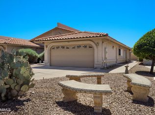702 LEISURE WORLD --, Mesa, AZ 85206