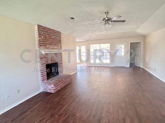2nd image of 1309 Aviary Dr