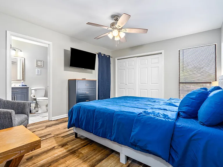 1016B Stonegate Dr — Photo 8