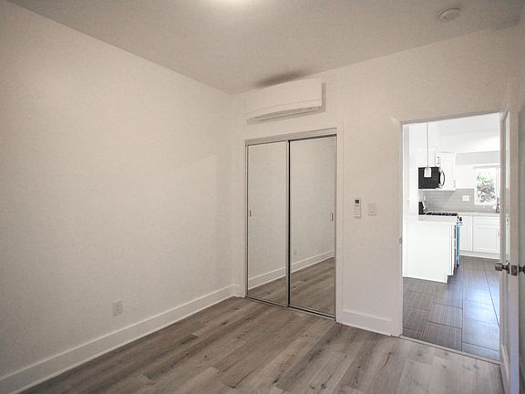 4th image of 401 Brooks Ave