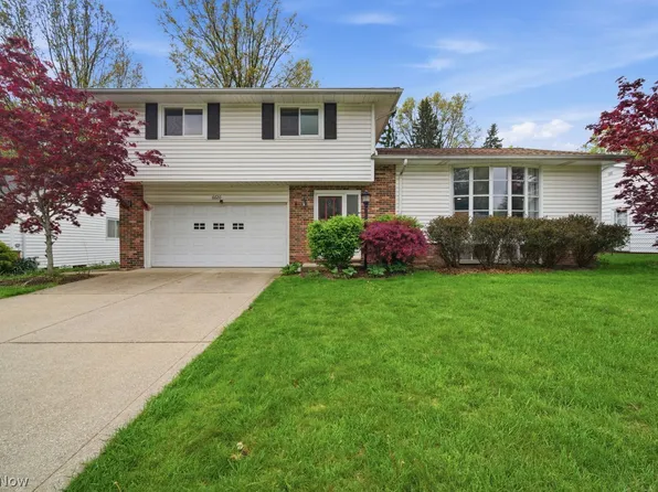 6620 Vallevista Dr, Mayfield Heights, OH 44124