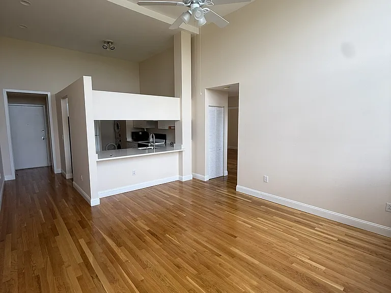 240 Heath St #302-1 — Photo 3