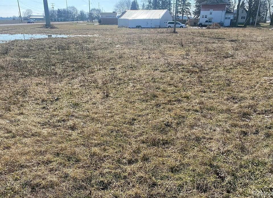2nd image of 6543 Westside Saginaw Rd