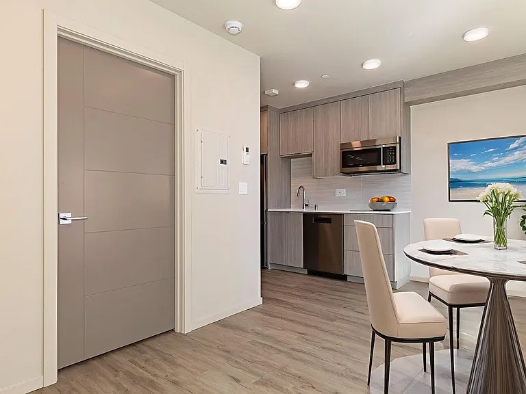 The Merz Luxury Apartments — Photo 45
