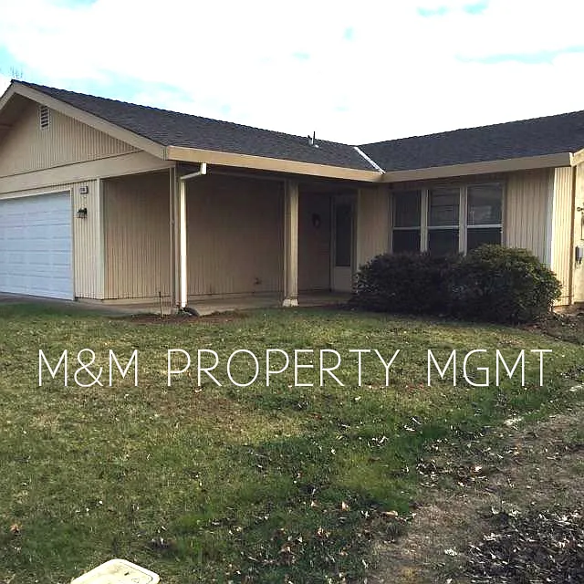 1736 Klamath River Dr photo 1
