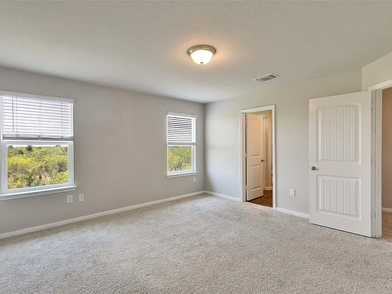 13923 Macquarie Dr — Photo 23
