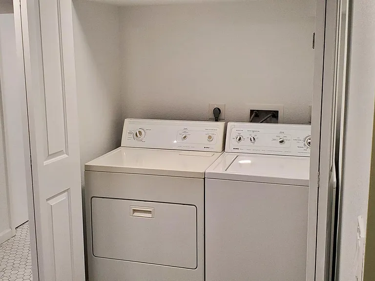 Full size washer & dryer