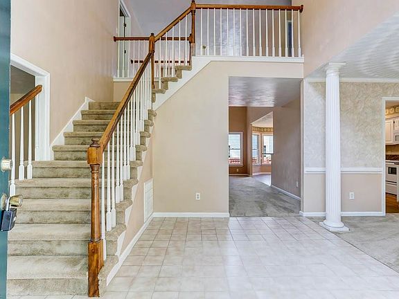 2nd image of 3616 Mardean Dr