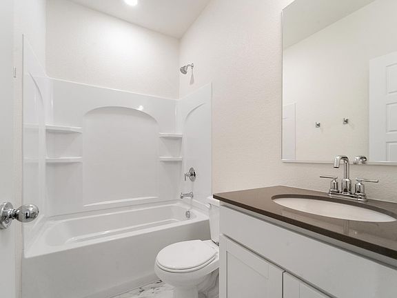 5th image of 3809 Soapstone St