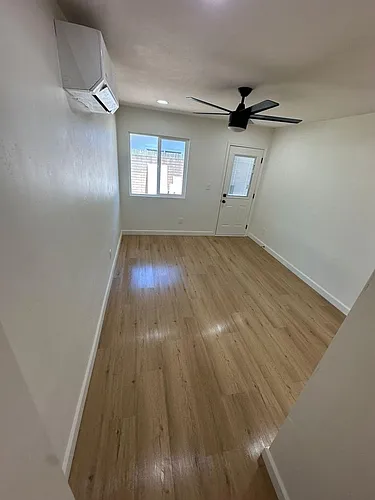 903 11th St #3-305 Photo 1