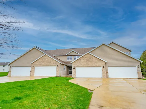 3020 Selkirk Dr APT 3, Sun Prairie, WI 53590
