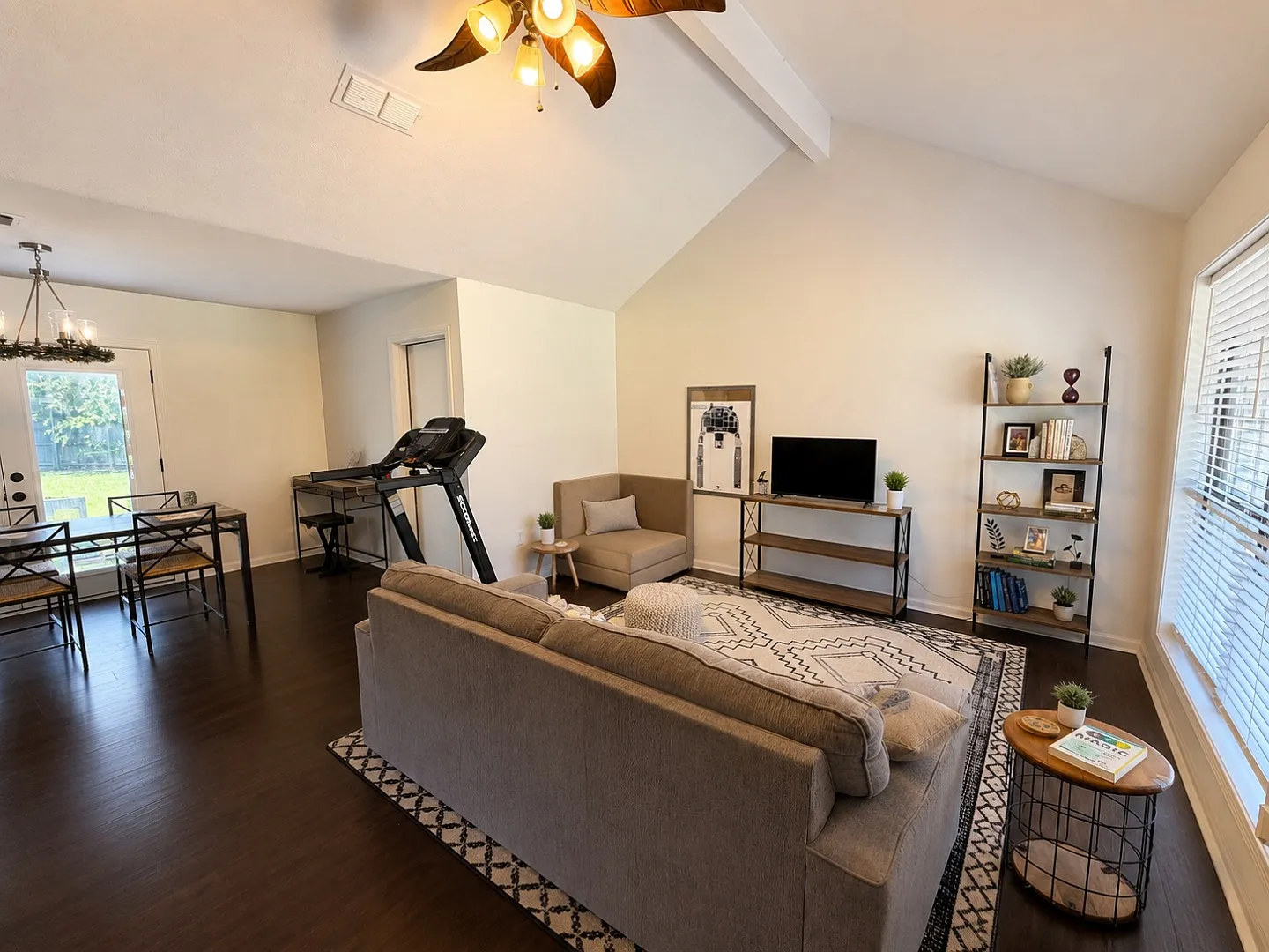 80 Shady Vale Ln — Photo 3